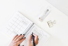 건강한 식습관과 꾸준한 운동: 몸과 마음을 새롭게 만드는 방법 person holding ballpoint pen writing on white paper