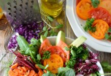 ‘나에게 딱 맞는 식단’, 한국인의 건강한 생활습관에서 답을 찾다 close-up photo of vegetable salad